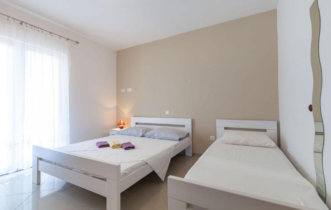 Apartments With A Parking Space Stanici, Omis - 17894 Экстерьер фото