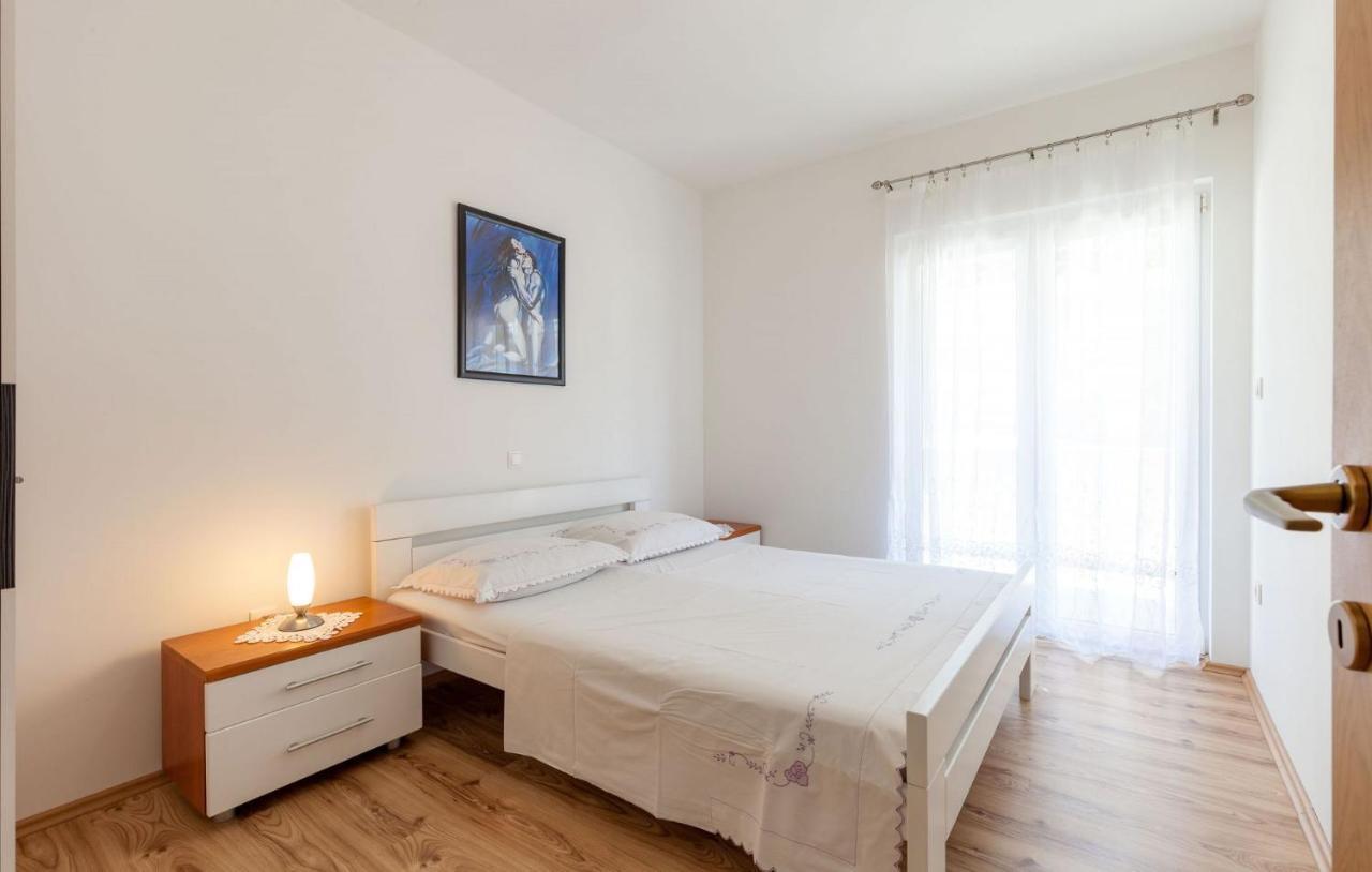 Apartments With A Parking Space Stanici, Omis - 17894 Экстерьер фото
